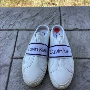 Acubi mermaidcore fairycore Calvin Klein Women's White and Black Mules size 10